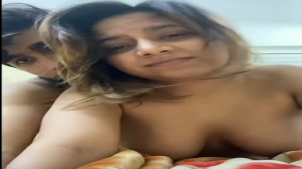 Watch Beautiful Sexy Paki Wife Blowjob Bathing And Hard Fucking at Pakistani Amateur Porn porn movies at Beautiful Sexy Paki Wife Blowjob Bathing And Hard Fucking